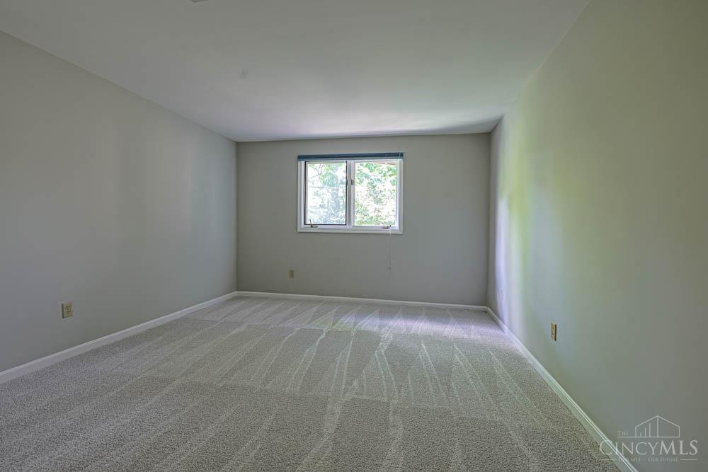 699 Totten Way, Cincinnati, OH, 45226 — photo 32