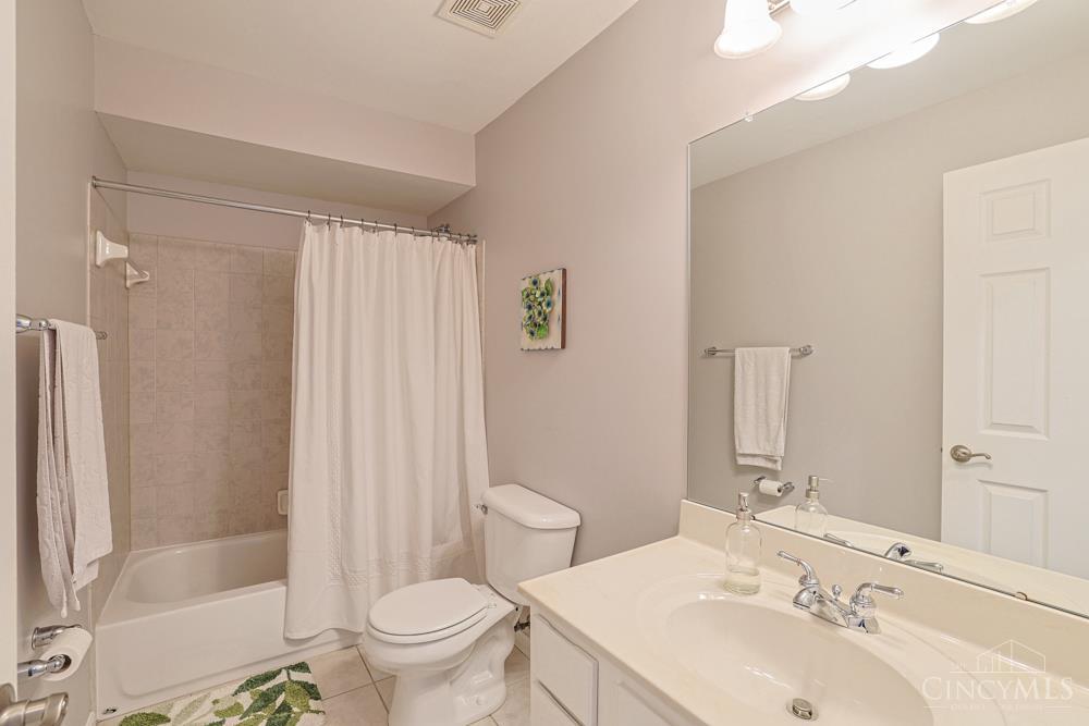 6809 Stewart Road, Columbia Twp, OH, 45236 — photo 19