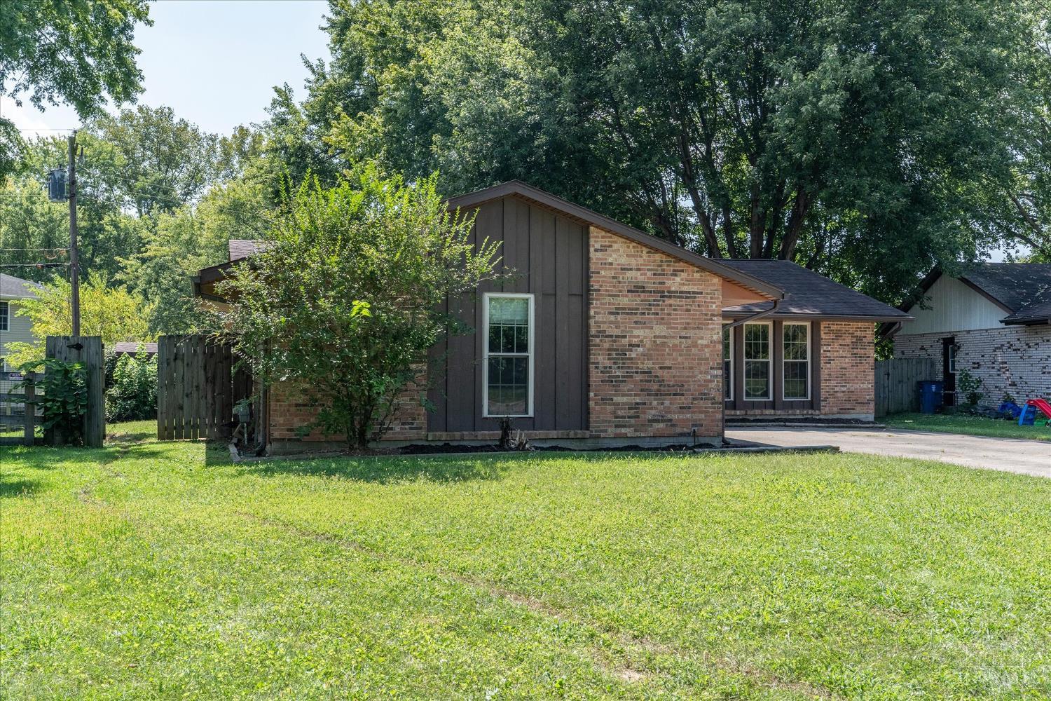 1348 Westmoor Drive, Wilmington, OH, 45177 — photo 25