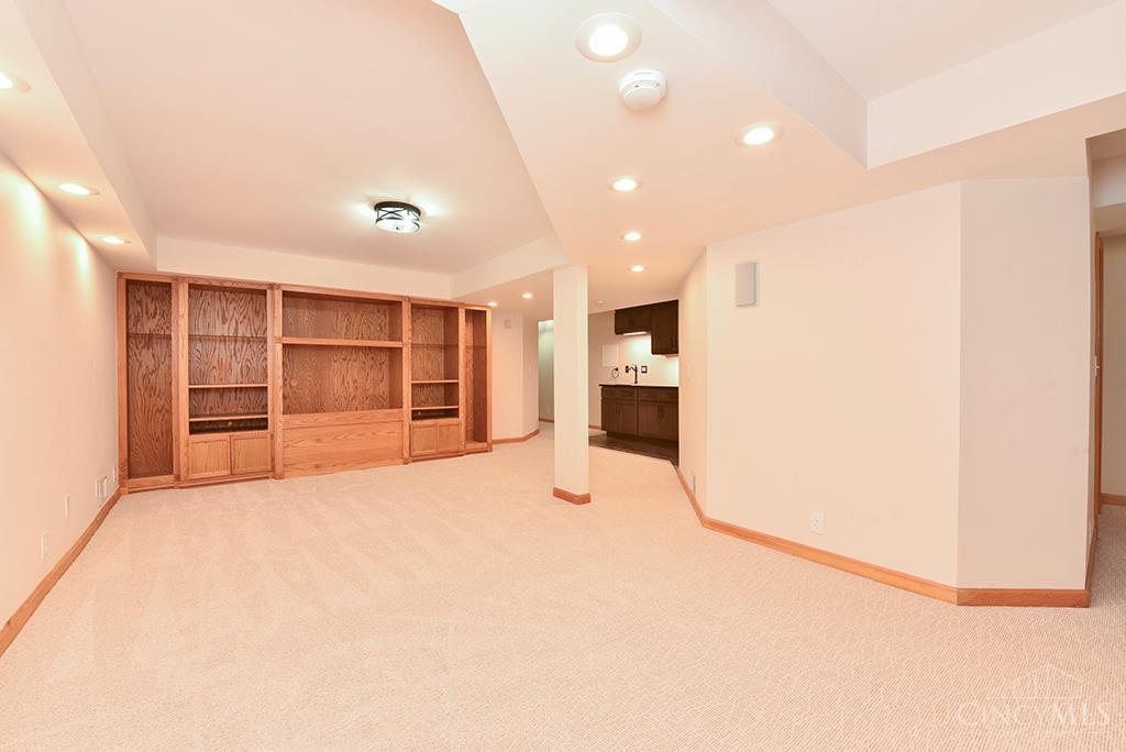 8721 Rupp Farm Drive, West Chester, OH, 45069 — photo 25
