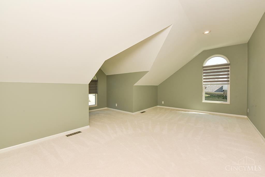 8721 Rupp Farm Drive, West Chester, OH, 45069 — photo 17
