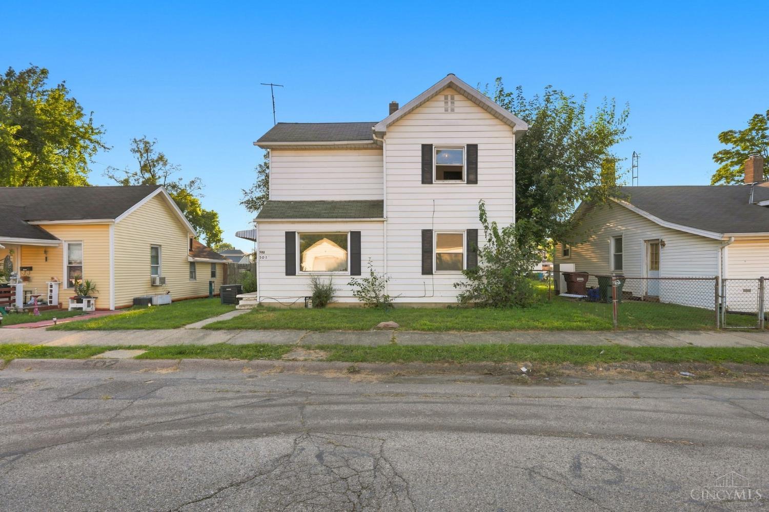 502 Moore