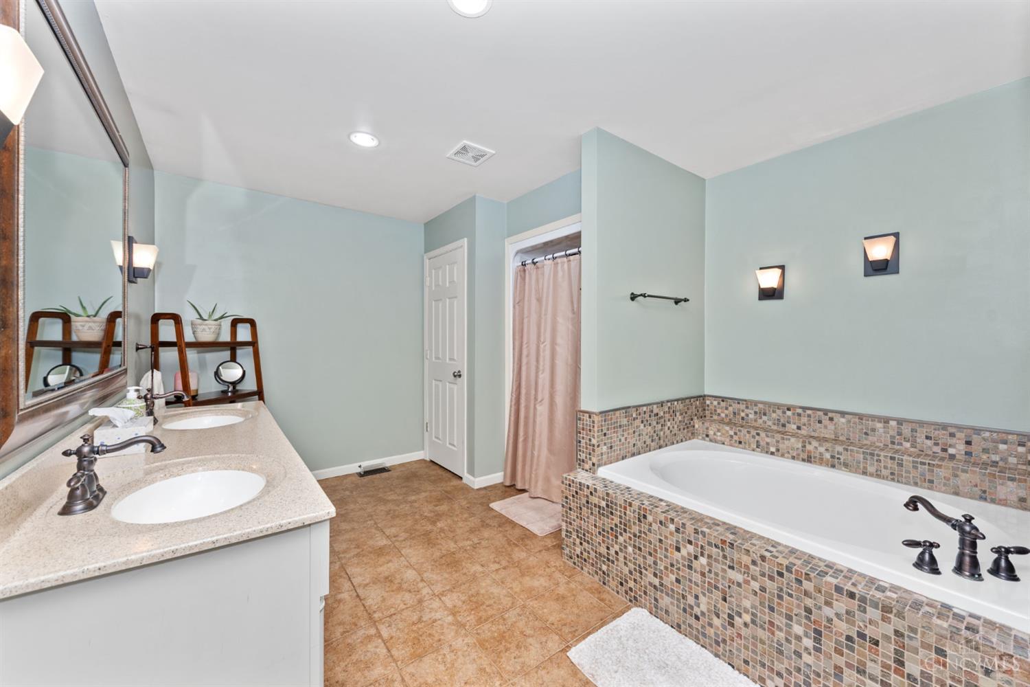 4805 Stony Hollow Road, Scott Twp, OH, 45121 — photo 54