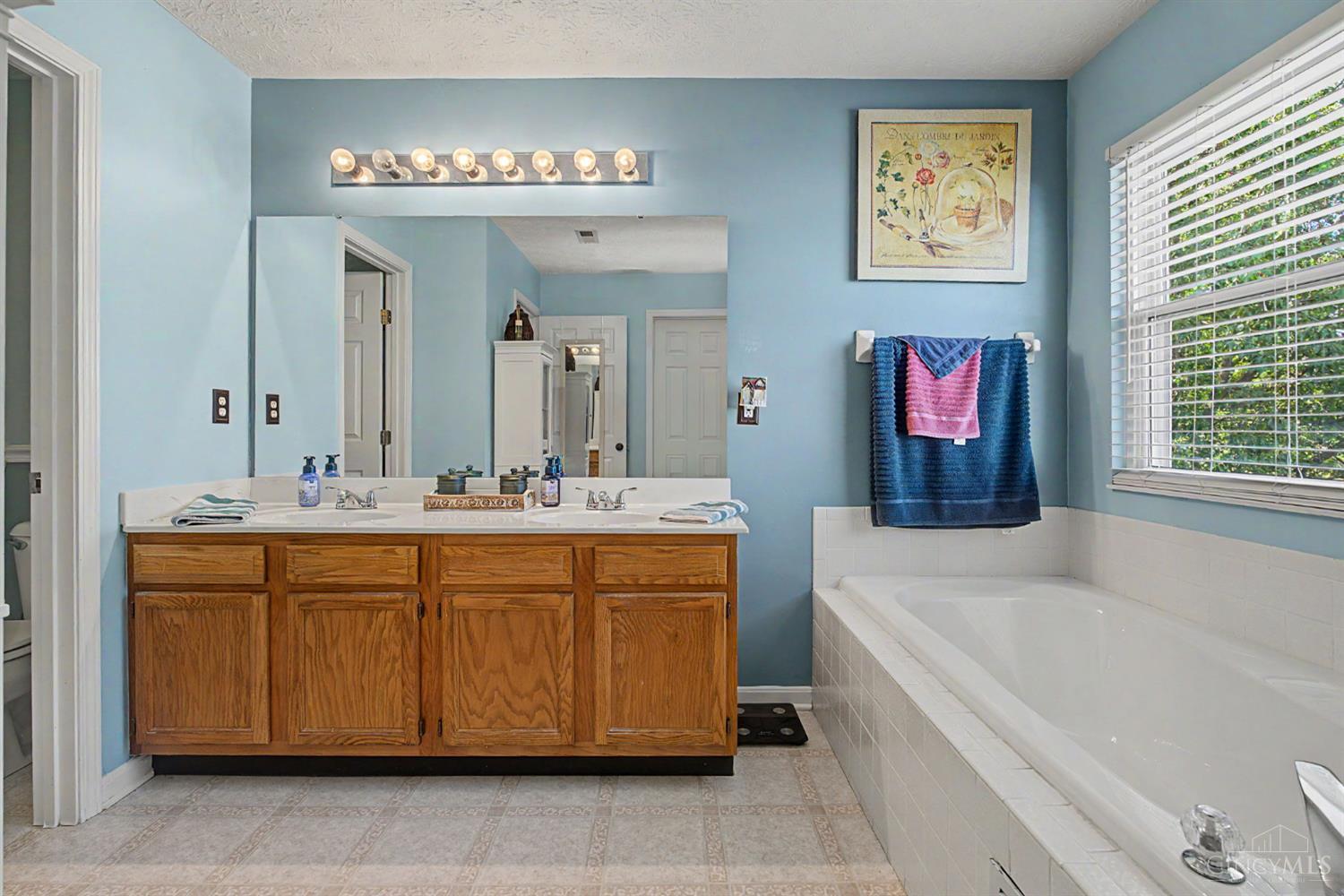 5829 Cedarwood Court, Hamilton Twp, OH, 45039 — photo 31