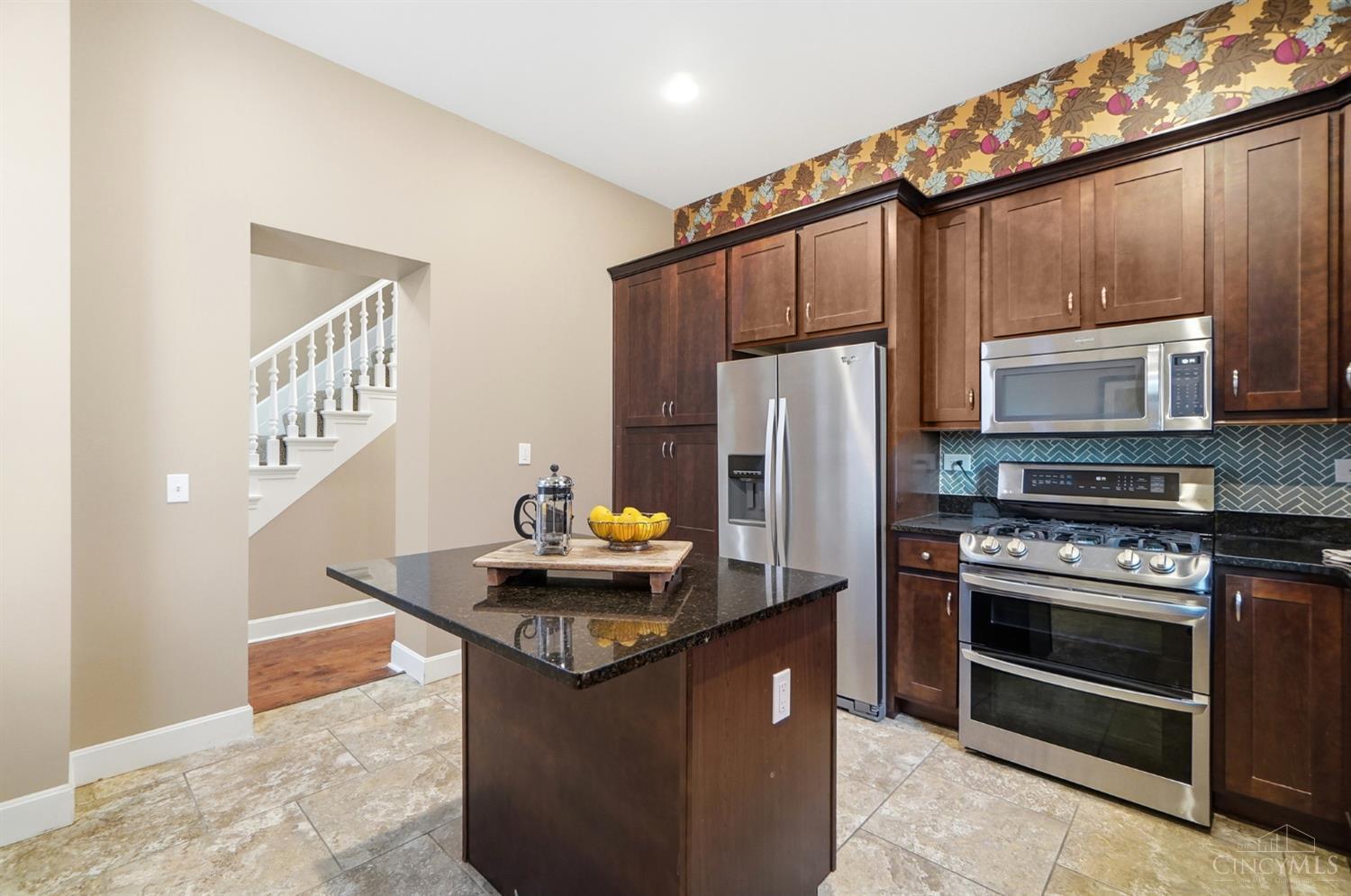 558 Milton Street, Cincinnati, OH, 45202 — photo 15