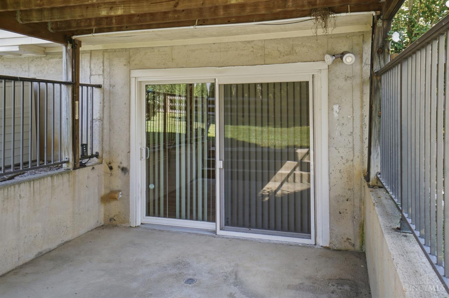 6005 Hidden Oaks Court, Hamilton Twp, OH, 45039 — photo 38