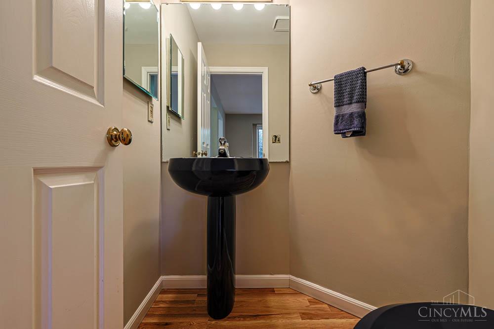 699 Totten Way, Cincinnati, OH, 45226 — photo 14