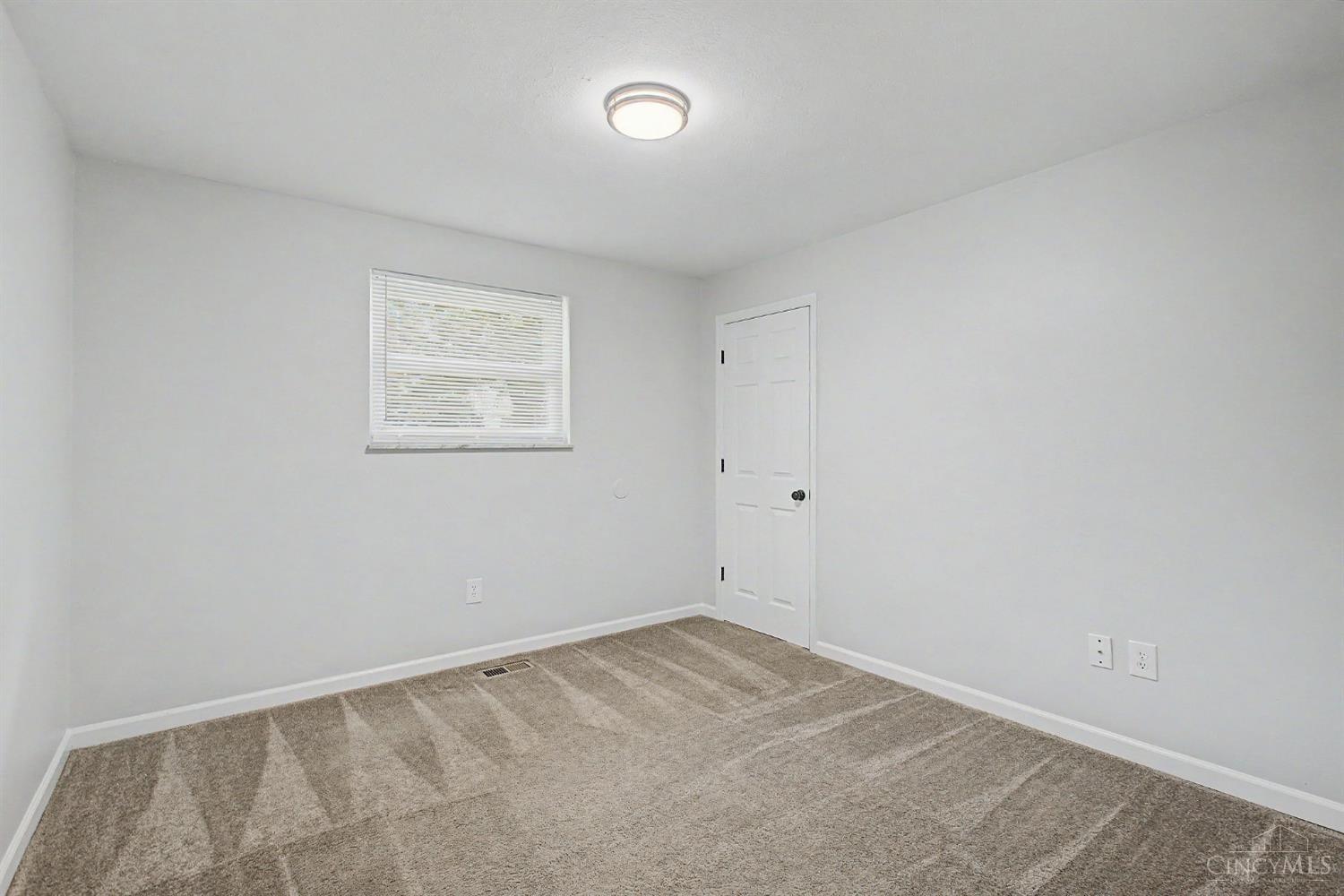 8609 Butler Warren Road, West Chester, OH, 45069 — photo 18