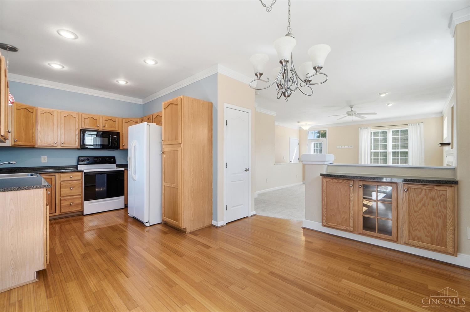 6005 Hidden Oaks Court, Hamilton Twp, OH, 45039 — photo 9