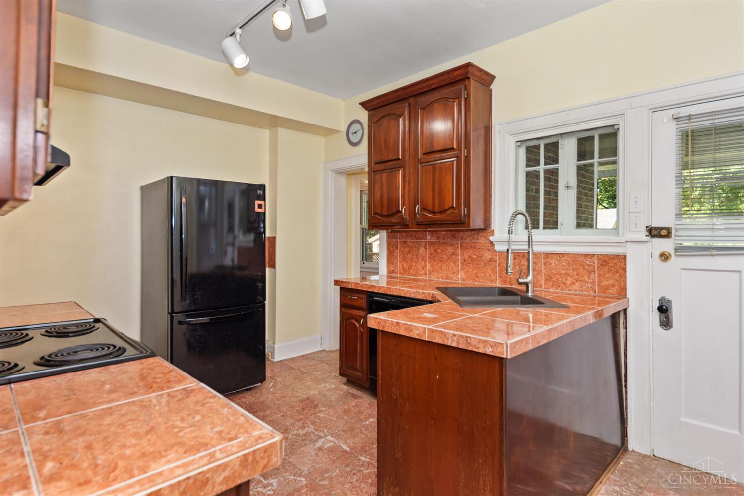 6225 Aspen Avenue, Cincinnati, OH, 45224 — photo 24