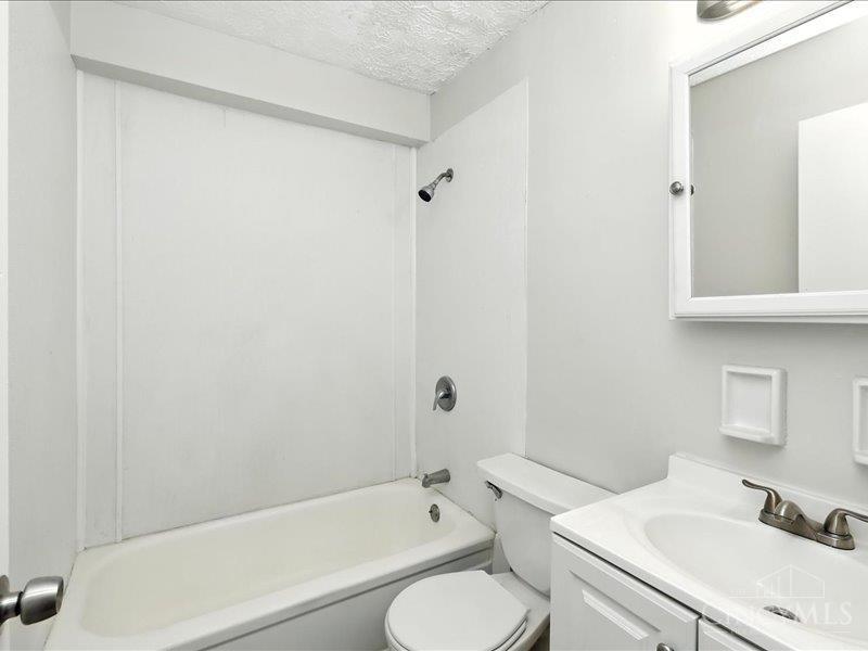 1044 Rosemont Avenue, Cincinnati, OH, 45205 — photo 34