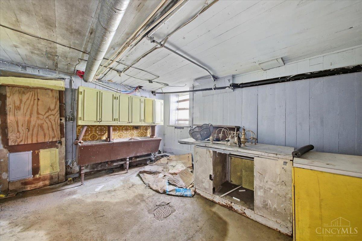 1044 Rosemont Avenue, Cincinnati, OH, 45205 — photo 38