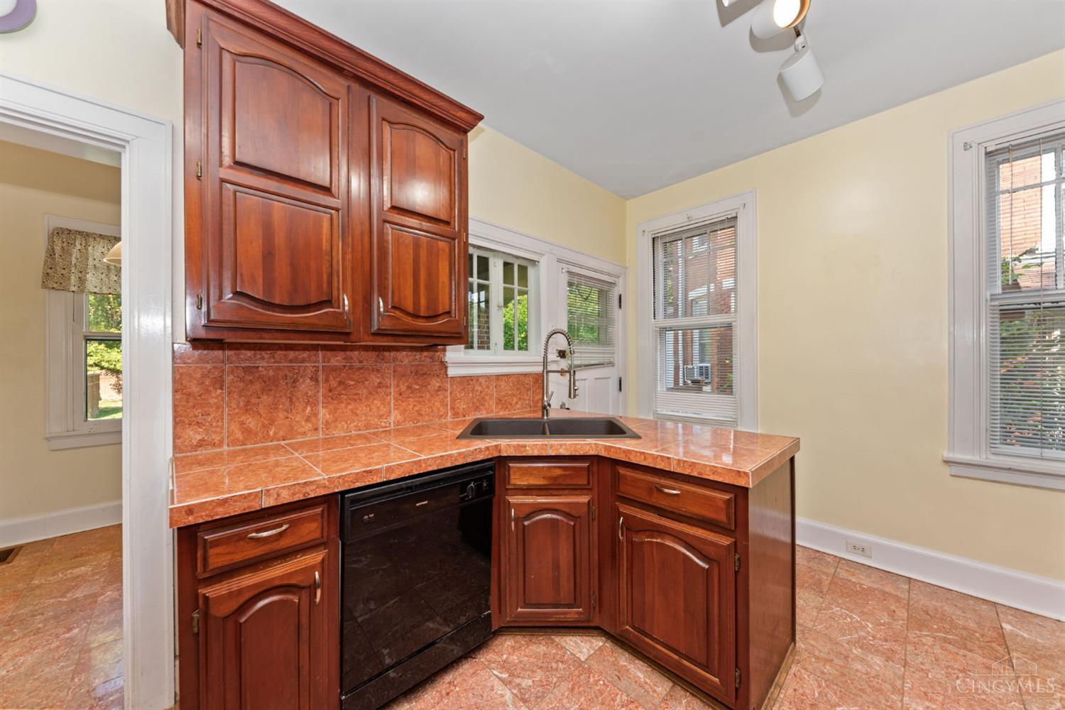6225 Aspen Avenue, Cincinnati, OH, 45224 — photo 27