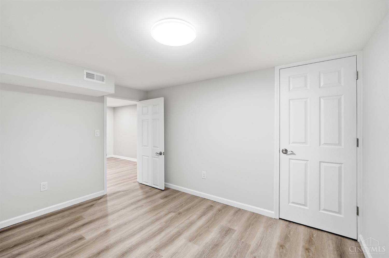 5756 Shirl Bar Circle, Miami Twp, OH, 45150 — photo 43