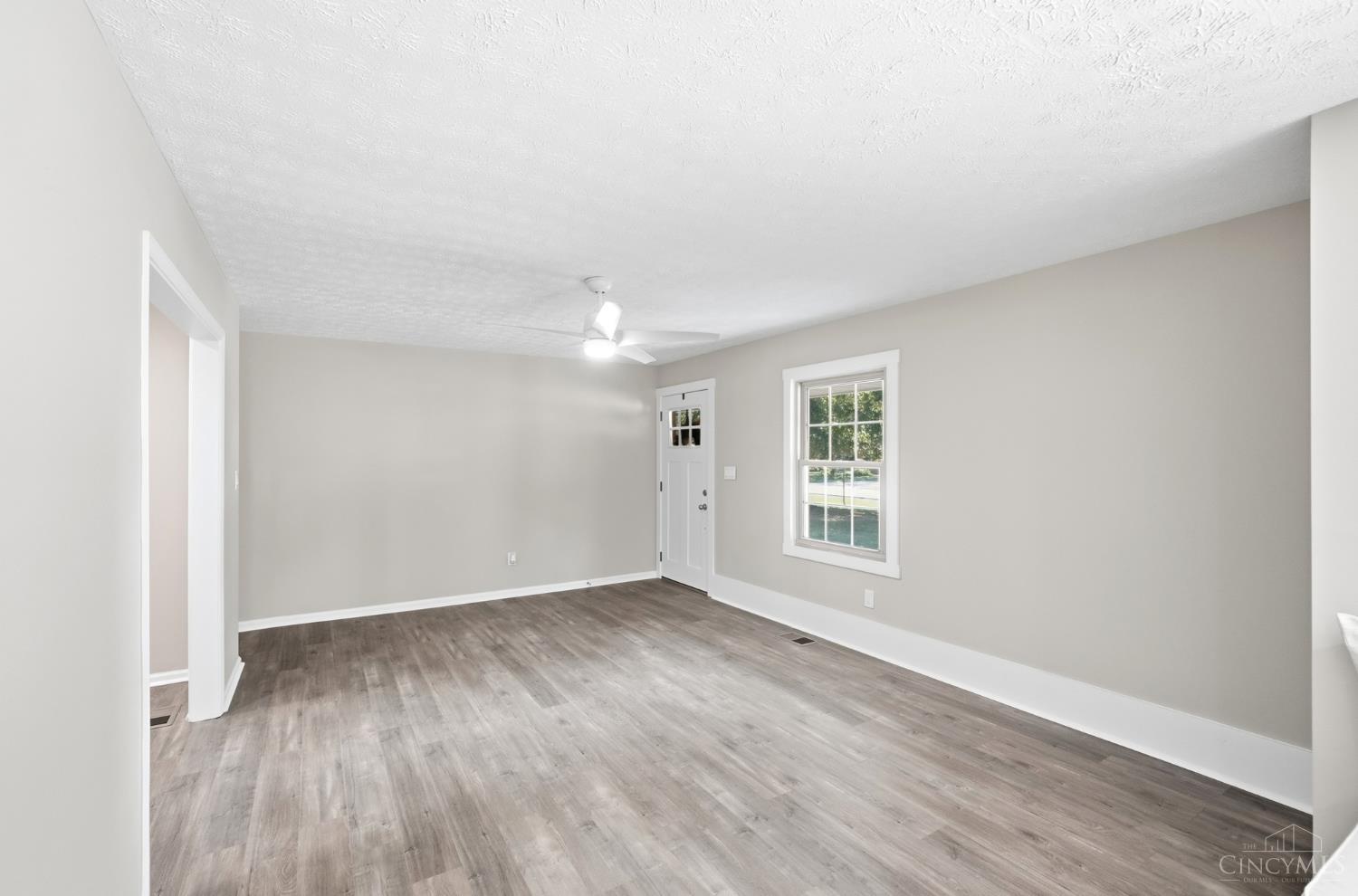 5756 Shirl Bar Circle, Miami Twp, OH, 45150 — photo 8