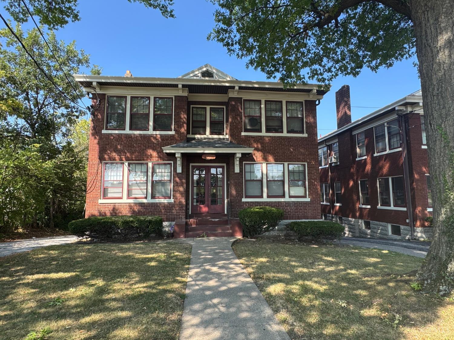 2631 Highland Avenue Unit: 3