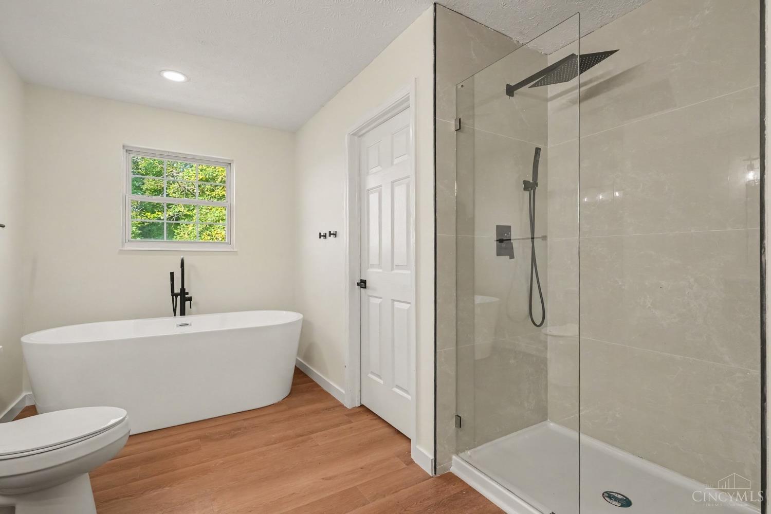 709 Ginger Ridge Drive, Trenton, OH, 45067 — photo 2