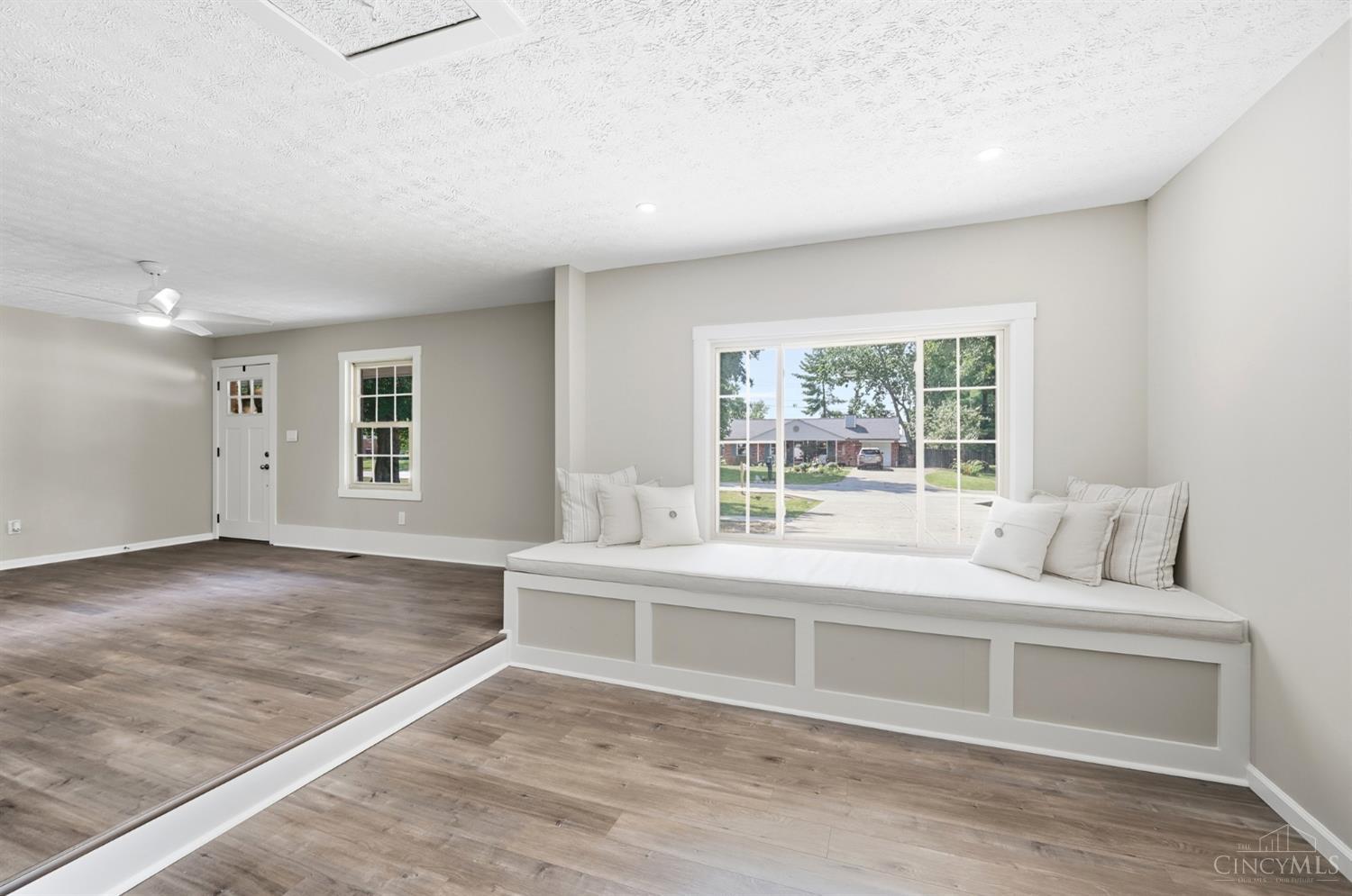 5756 Shirl Bar Circle, Miami Twp, OH, 45150 — photo 10