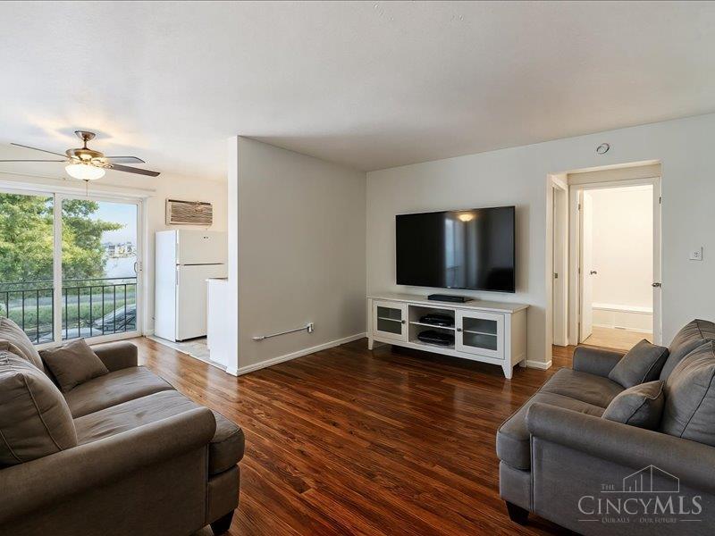 1044 Rosemont Avenue, Cincinnati, OH, 45205 — photo 32