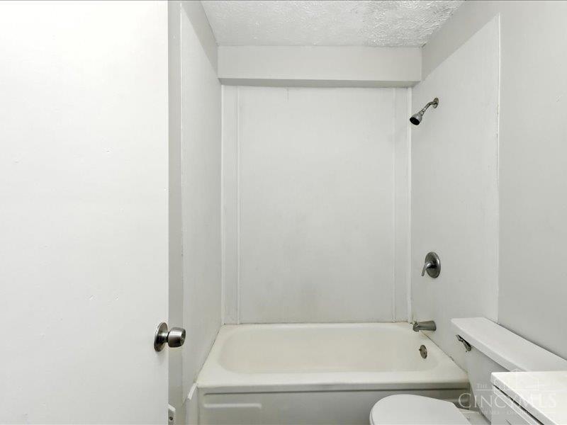 1044 Rosemont Avenue, Cincinnati, OH, 45205 — photo 33