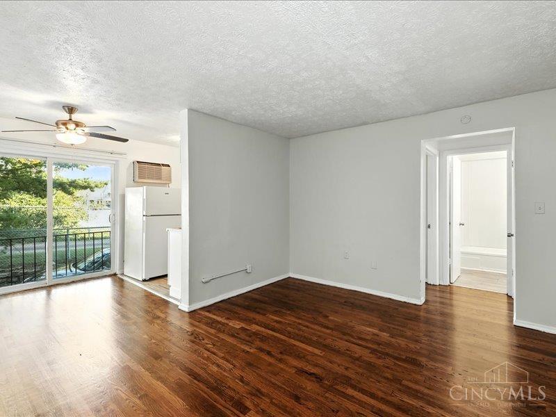 1044 Rosemont Avenue, Cincinnati, OH, 45205 — photo 27