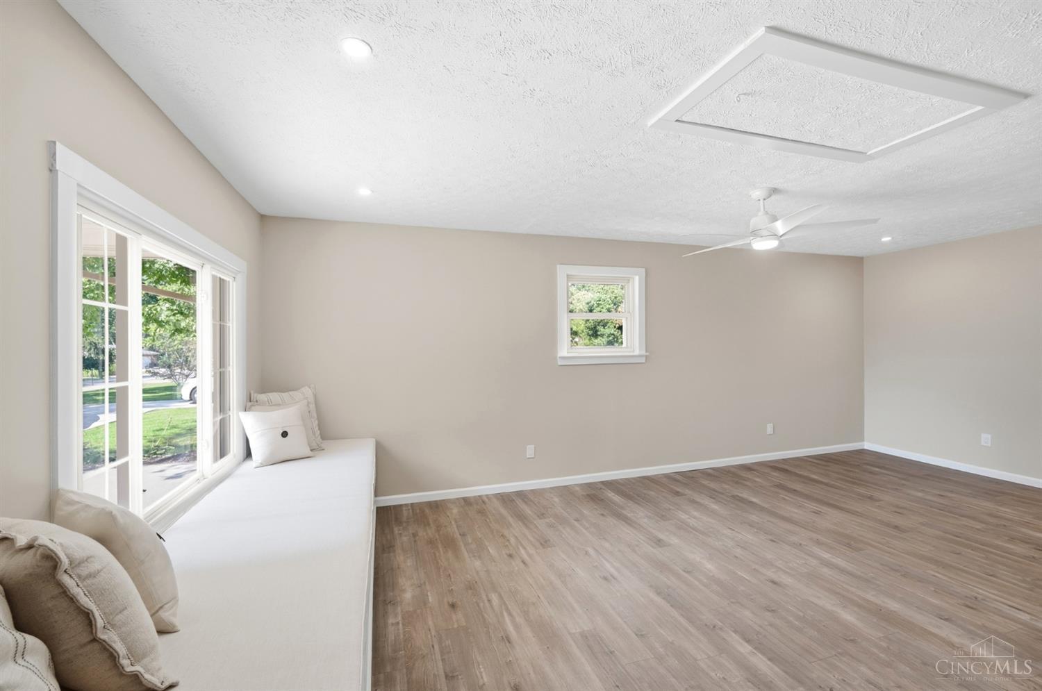 5756 Shirl Bar Circle, Miami Twp, OH, 45150 — photo 9