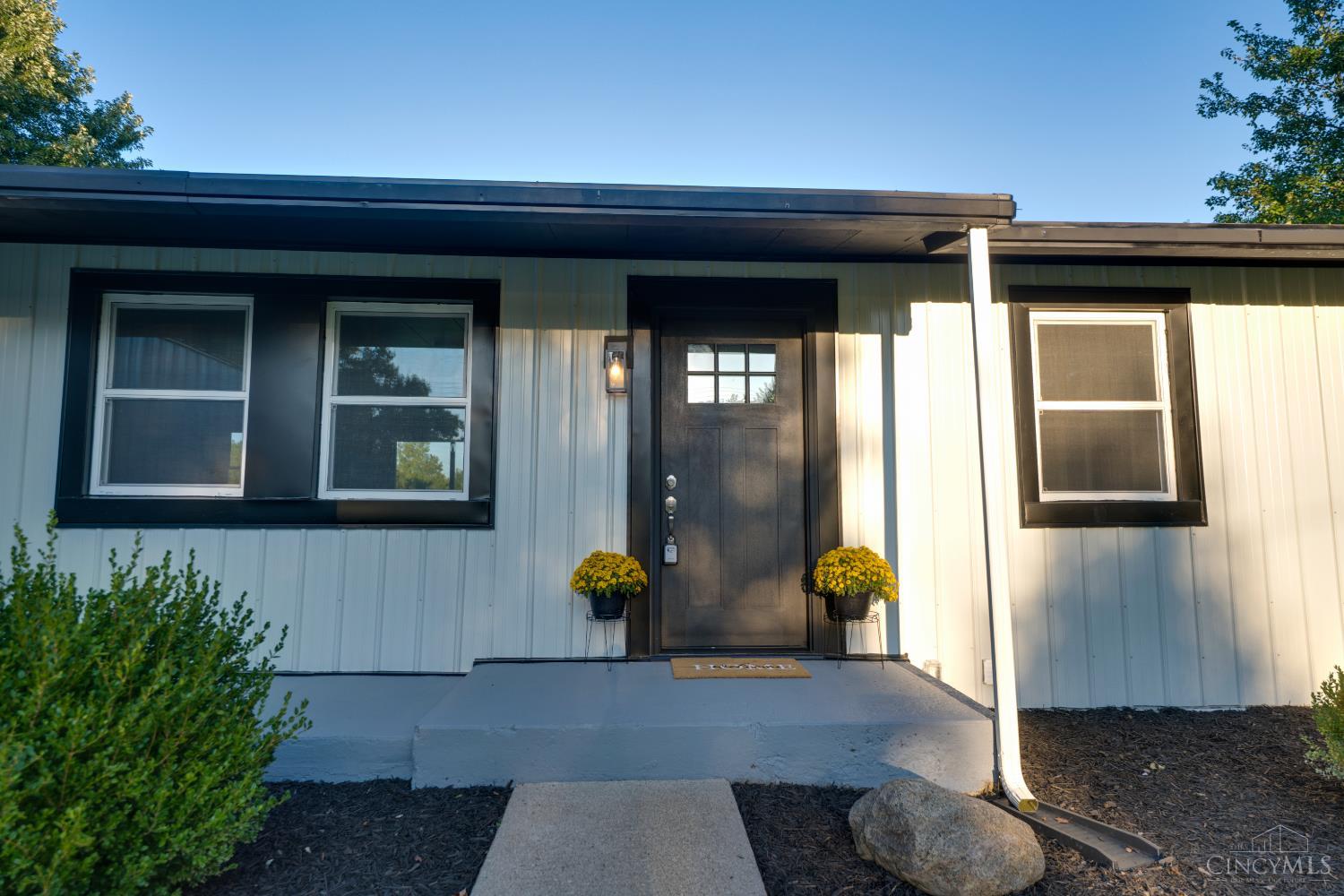 10818 Gratis Jacksonburg Road, Gratis Twp, OH, 45064 — photo 5