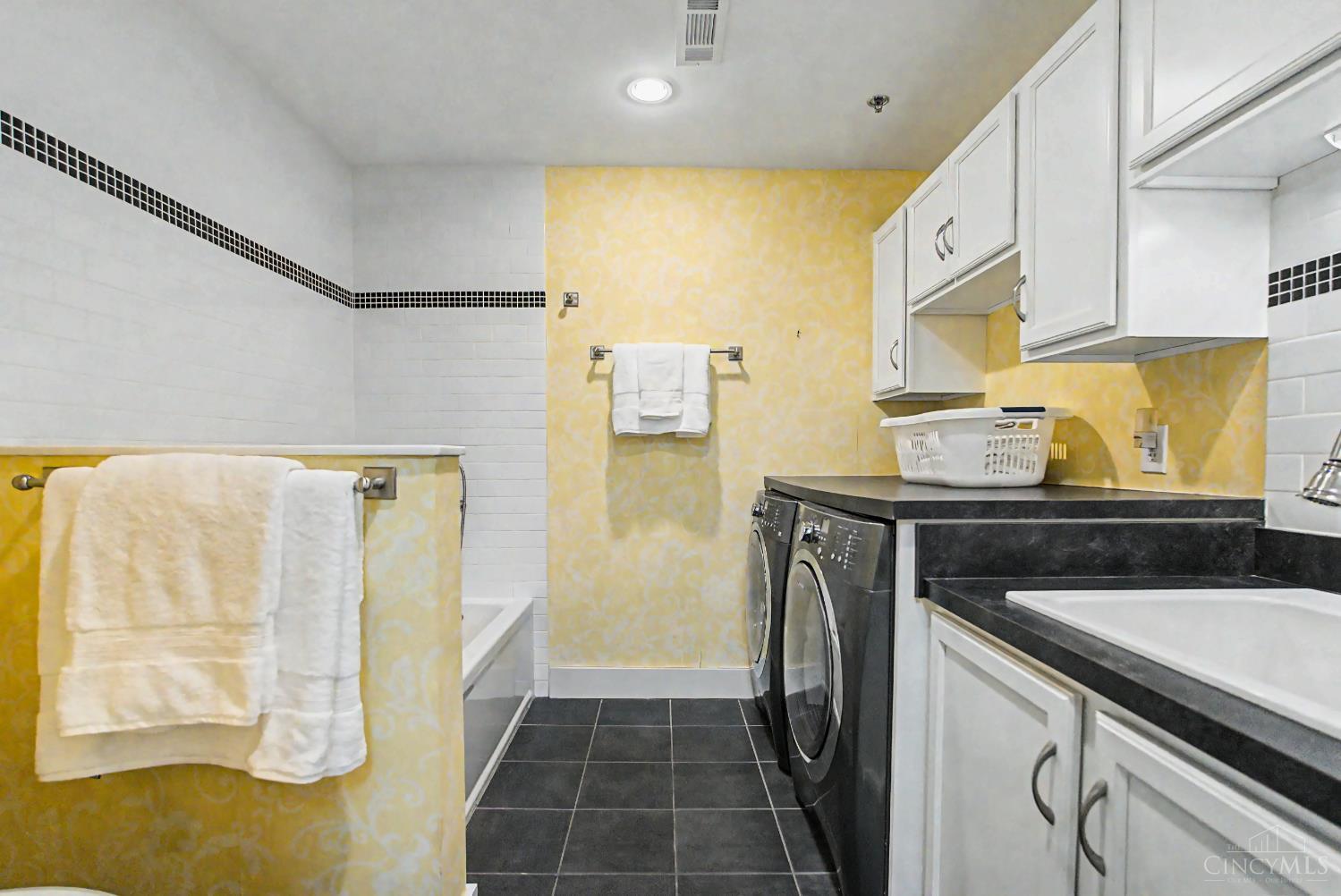 15 Fourth Street #304, Cincinnati, OH, 45202 — photo 33