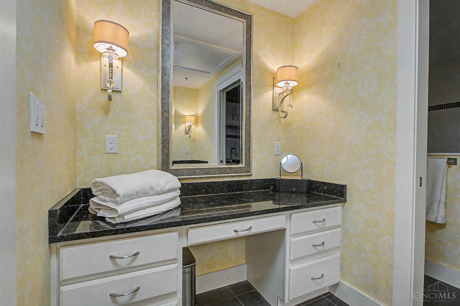 15 Fourth Street #304, Cincinnati, OH, 45202 — photo 32