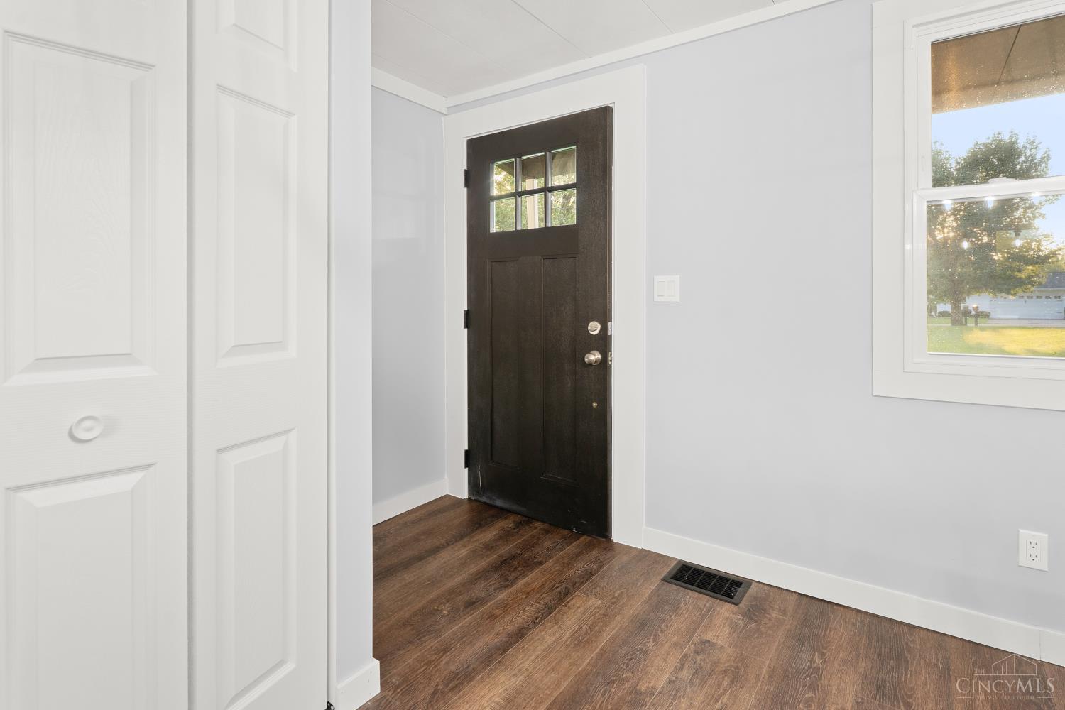10818 Gratis Jacksonburg Road, Gratis Twp, OH, 45064 — photo 6