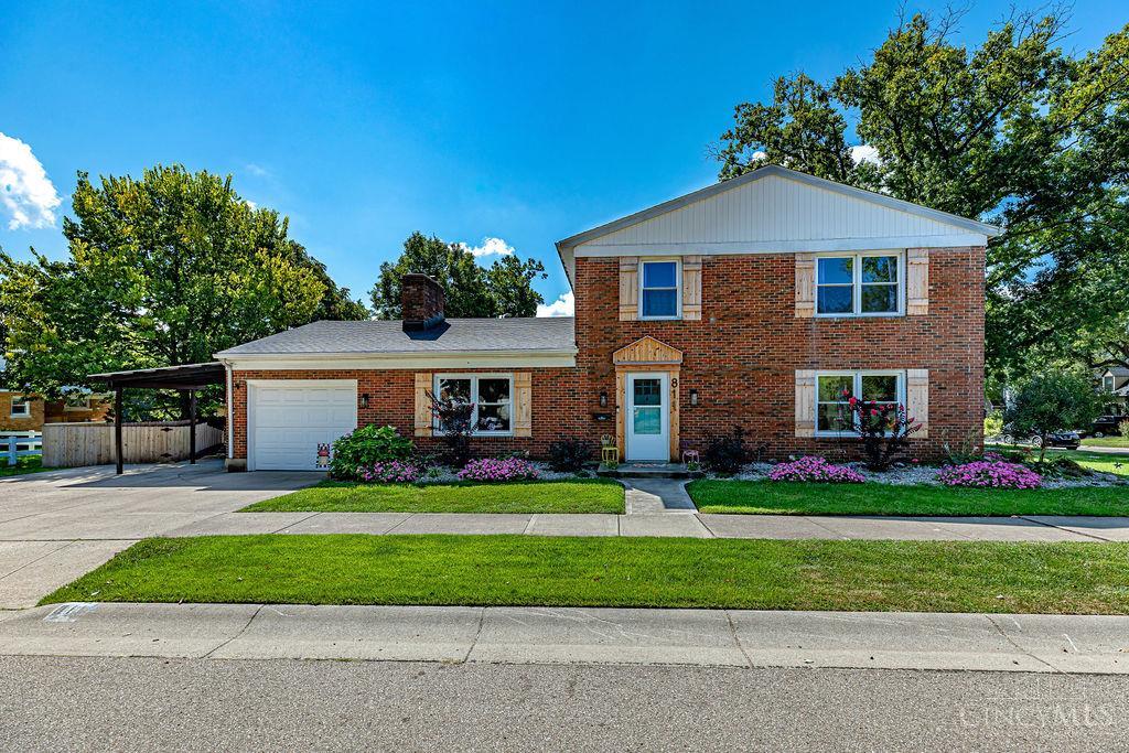 Photo 2 of Single family home for sale at 811 Haldimand Ave, Hamilton, OH 45013 | MLS# 1893066 | Listing updated on 2026-09-13