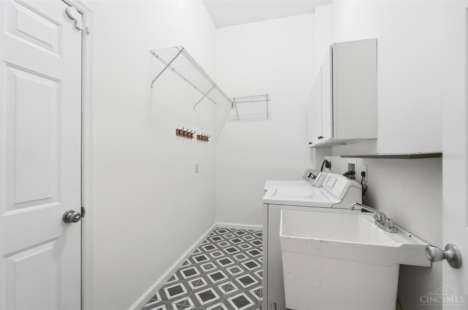 1035 Cutter Street, Cincinnati, OH, 45203 — photo 24