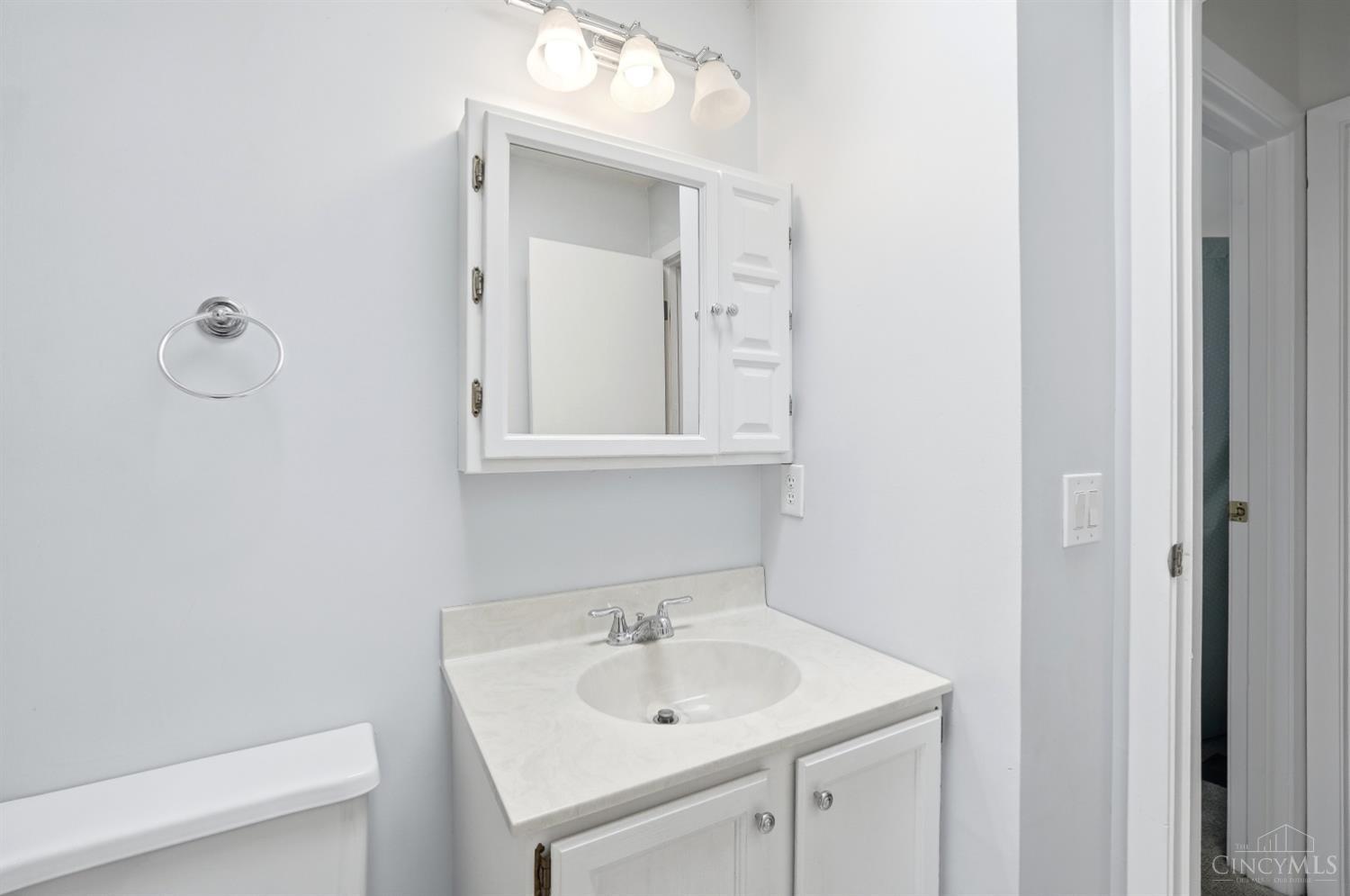 2823 Keystone Drive, Cincinnati, OH, 45230 — photo 40