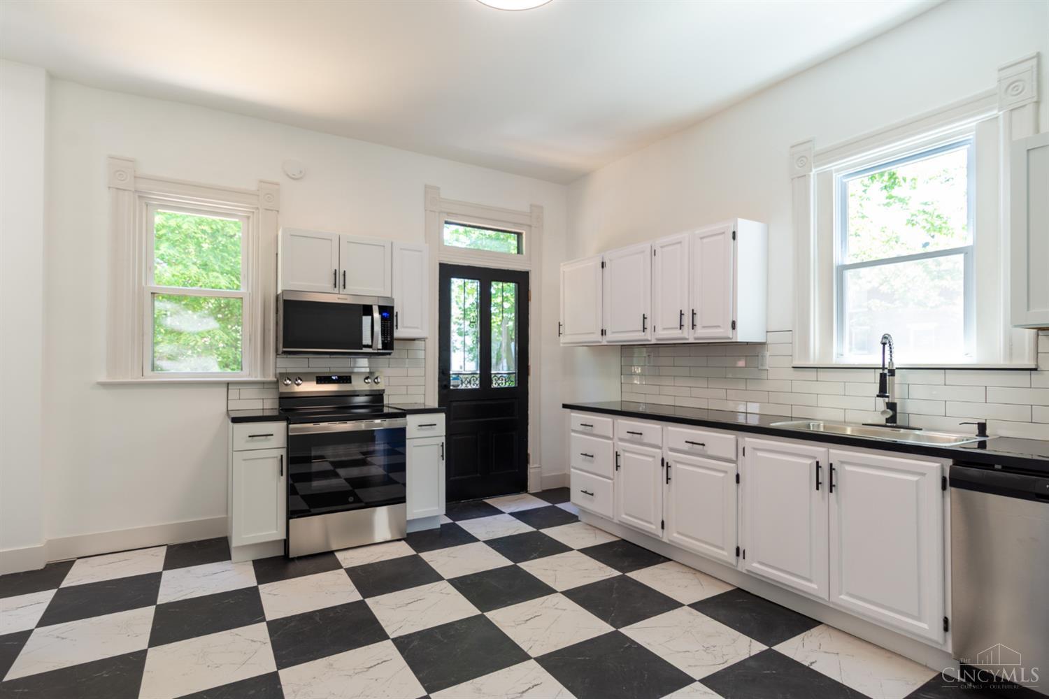 3014 Hackberry Street, Cincinnati, OH, 45206 — photo 34