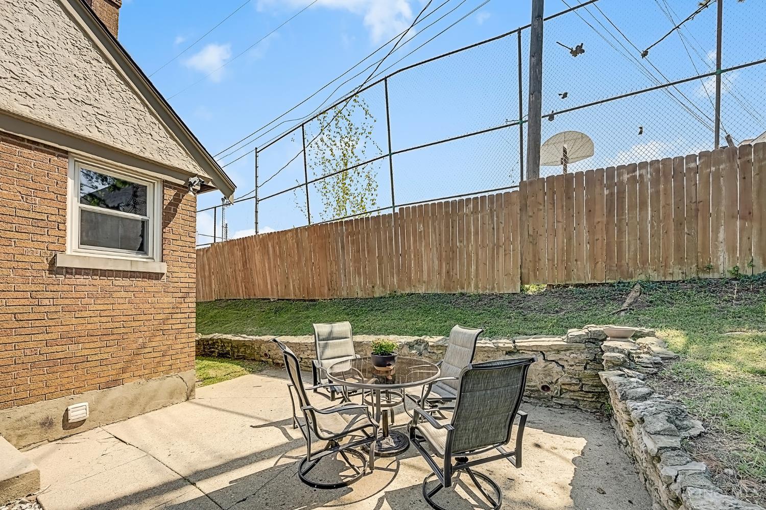 3333 Meyer Place, Cincinnati, OH, 45211 — photo 35