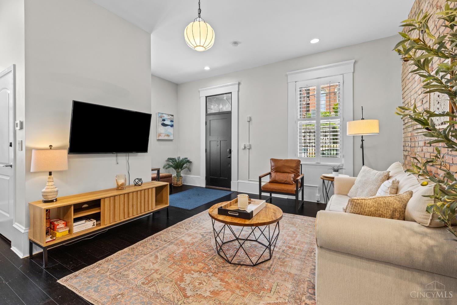 435 Milton Street, Cincinnati, OH, 45202 — photo 16