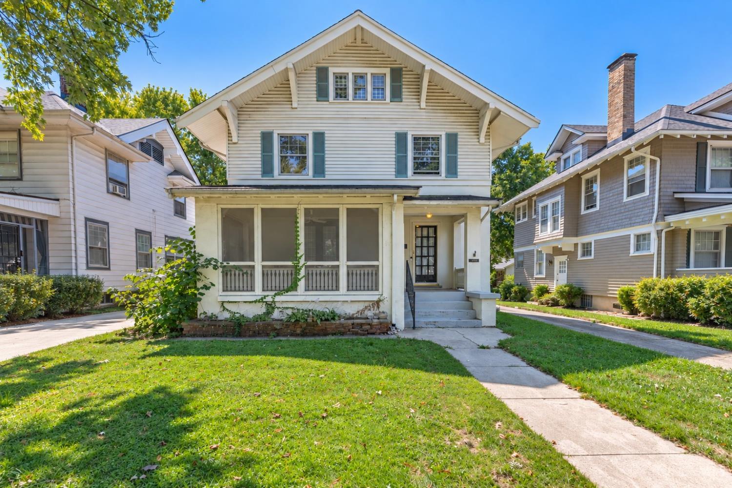2214 Linden Avenue