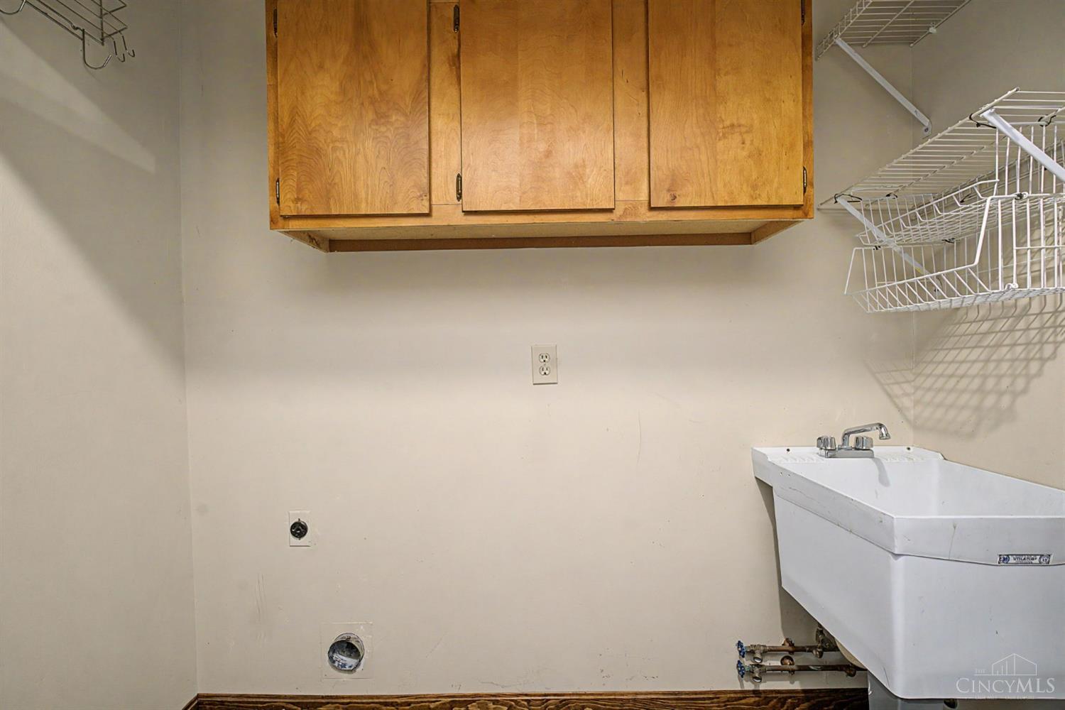 8295 Beckett Station Drive, West Chester, OH, 45069 — photo 39