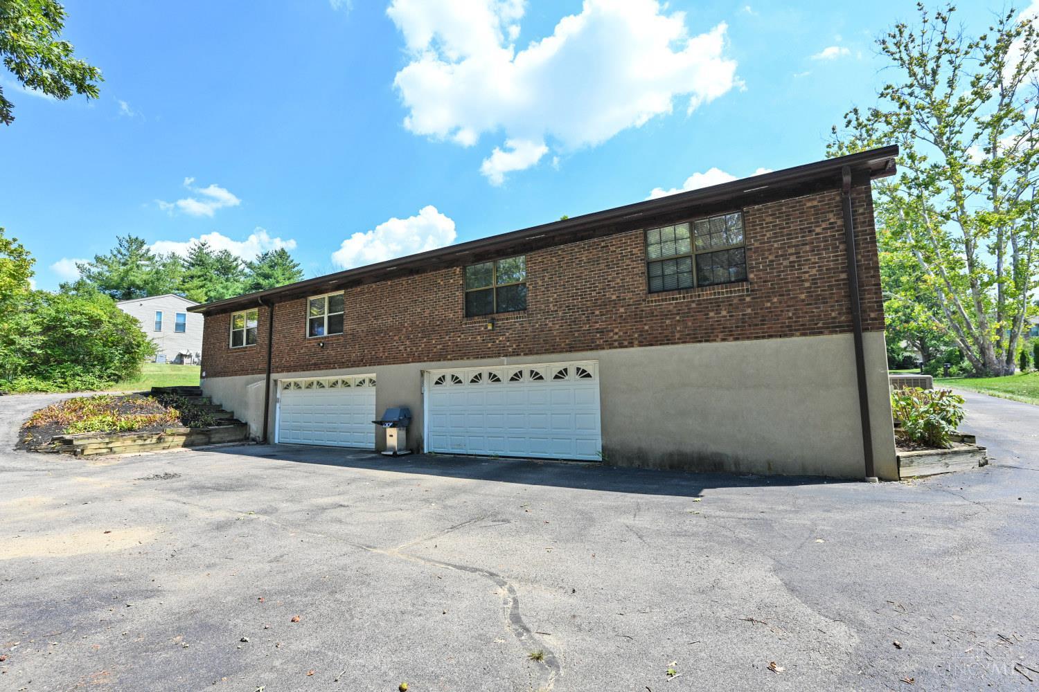 10205 Hightower Court, Montgomery, OH, 45249 — photo 46