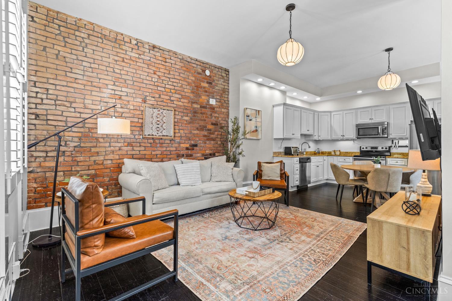 435 Milton Street, Cincinnati, OH, 45202 — photo 17