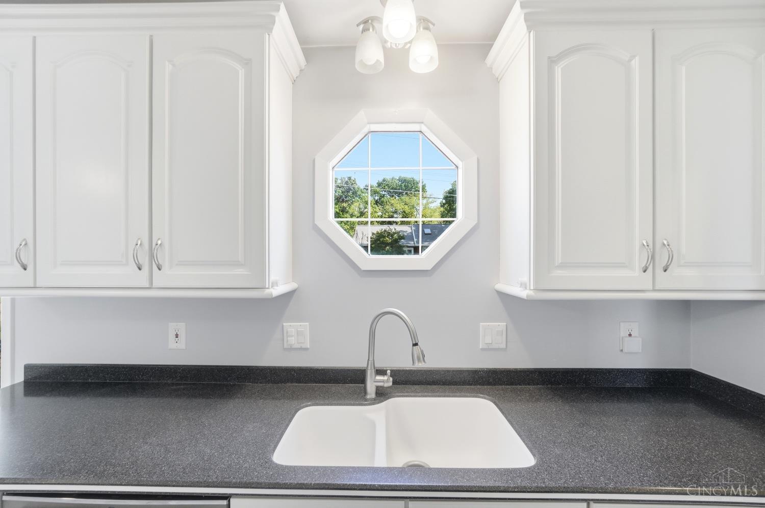 2823 Keystone Drive, Cincinnati, OH, 45230 — photo 23
