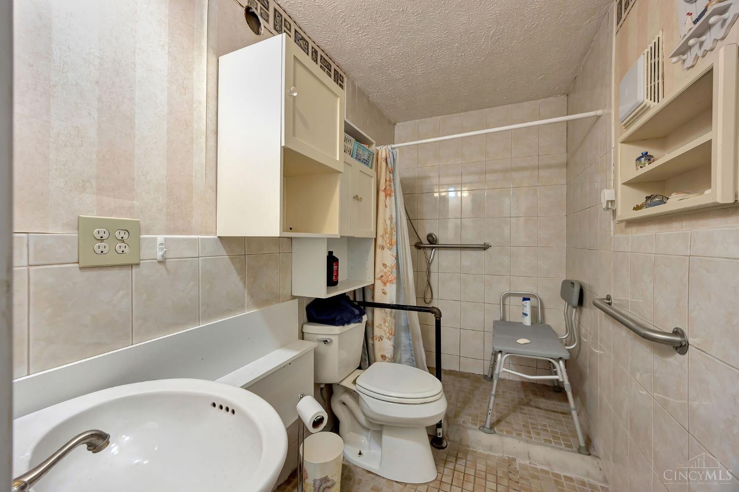 6173 Branch Hill Guinea Road, Miami Twp, OH, 45150 — photo 17