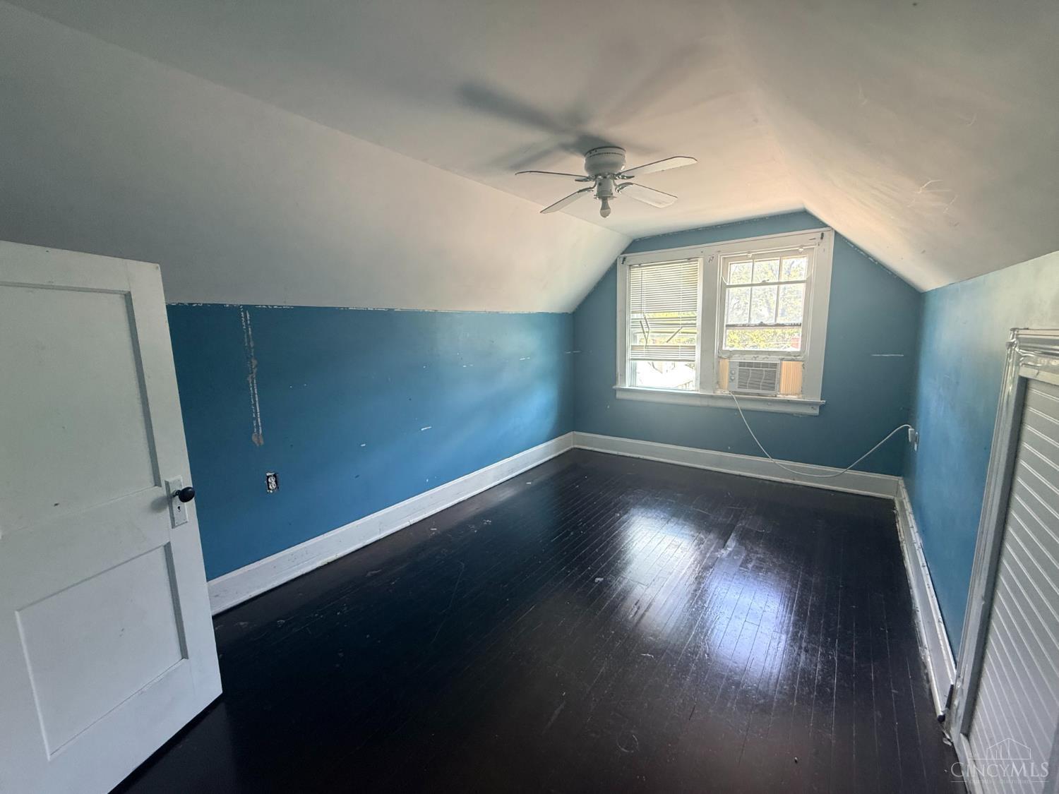 1633 First Avenue, Cincinnati, OH, 45205 — photo 7