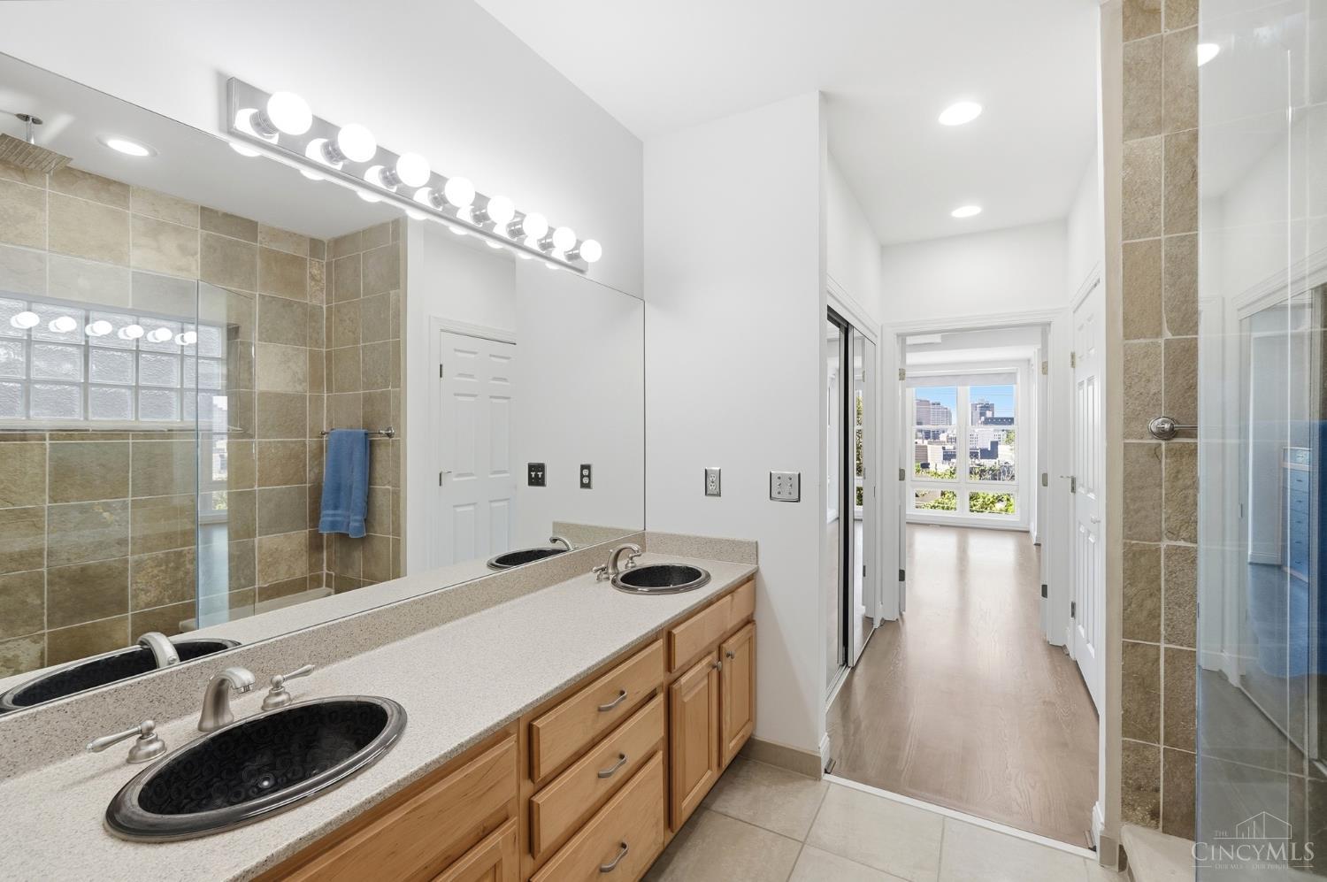 336 Boal Street, Cincinnati, OH, 45202 — photo 38