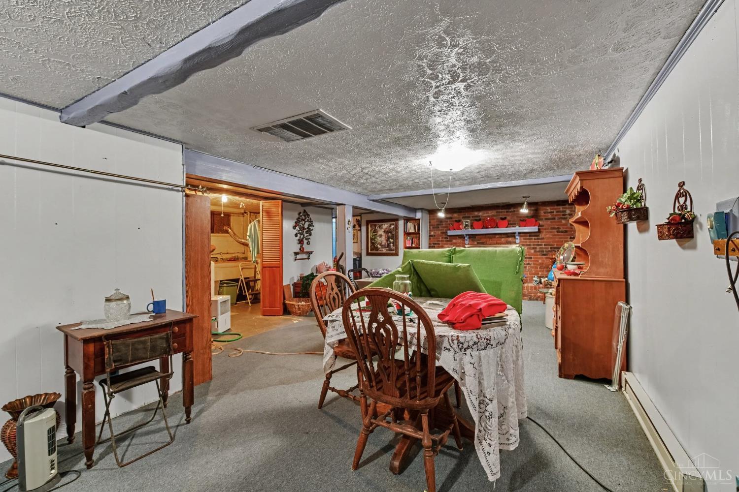 1327 Libby Lane, Ohio Twp, OH, 45157