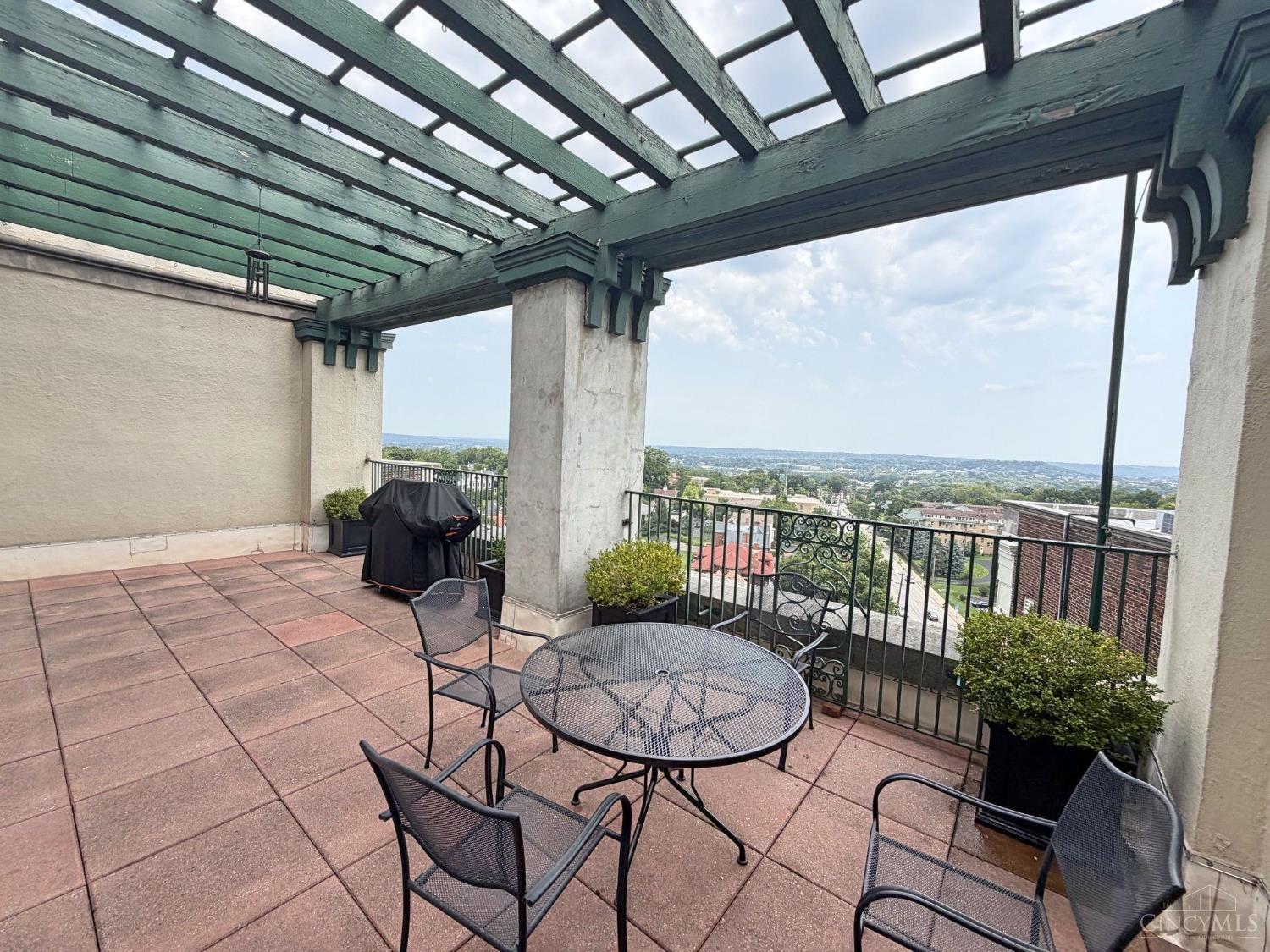 3900 Rose Hill Avenue #905A, Cincinnati, OH, 45229 — photo 16