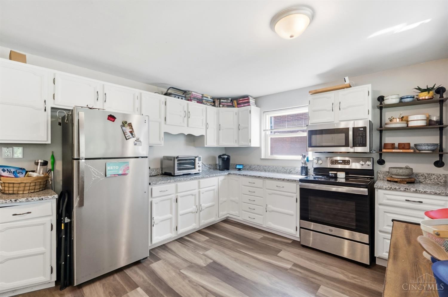 1231 Thurnridge Drive, Reading, OH, 45215 — photo 12