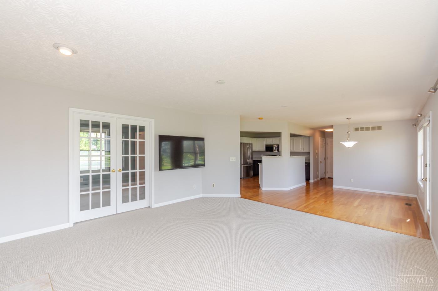 6489 Michele Lane, Liberty Twp, OH, 45044 — photo 5