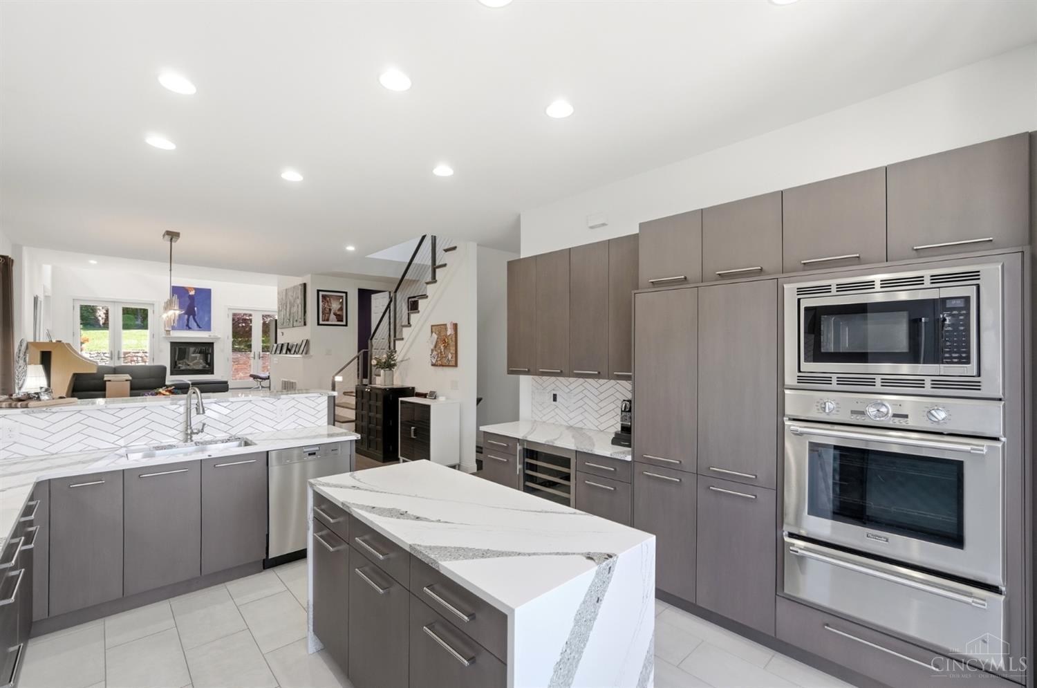 336 Boal Street, Cincinnati, OH, 45202 — photo 9