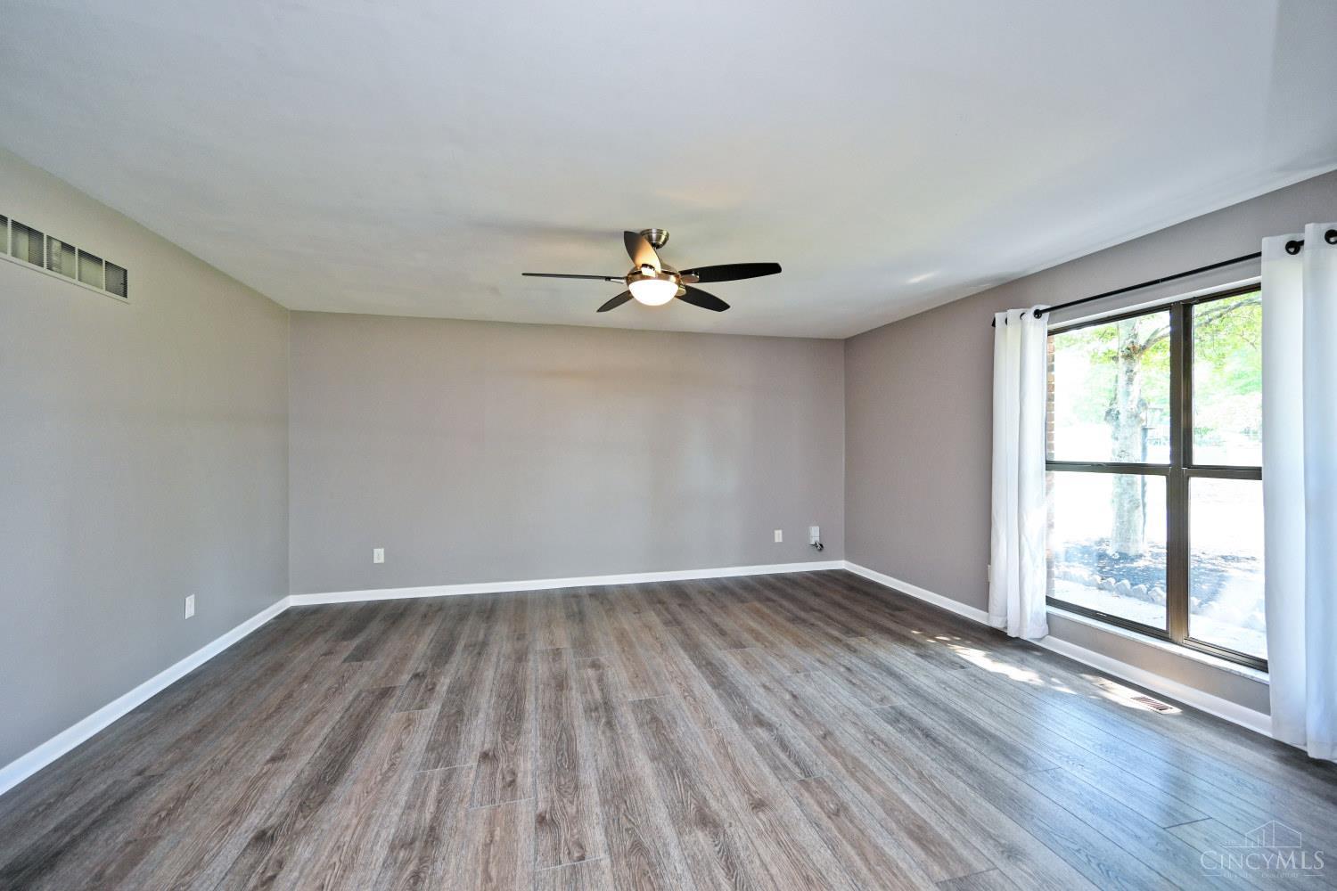 10205 Hightower Court, Montgomery, OH, 45249 — photo 6